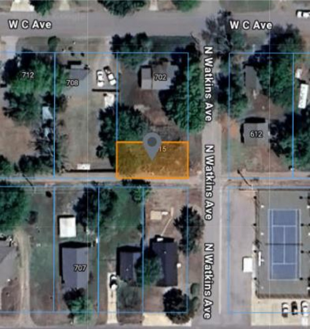 615 N Watkins Ave in Elk City, OK