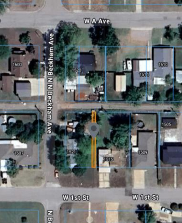 W 1st St (Between 1521 and 1515 W 1st St) in Elk City, OK
